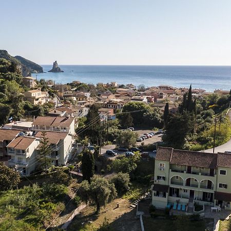 Vicky'S Apartments Agios Gordios  Exterior photo